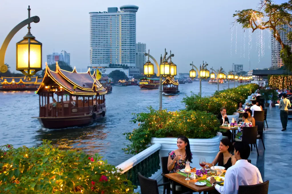 10 Best Romantic Dinings in Bangkok
